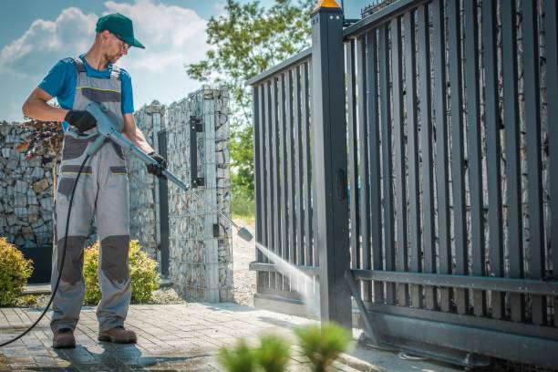 Best Patio and Deck Pressure Washing  in Lindsay, TX